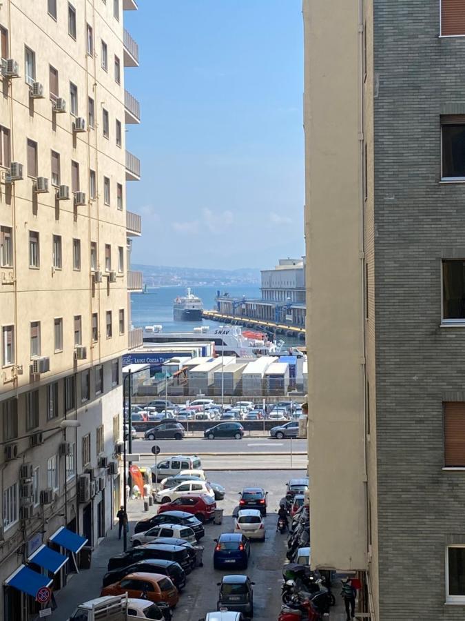 A Un Passo Dal Castello Maschio Angioino Appartment Naples Exterior photo