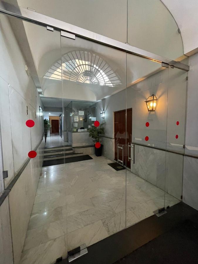 A Un Passo Dal Castello Maschio Angioino Appartment Naples Exterior photo